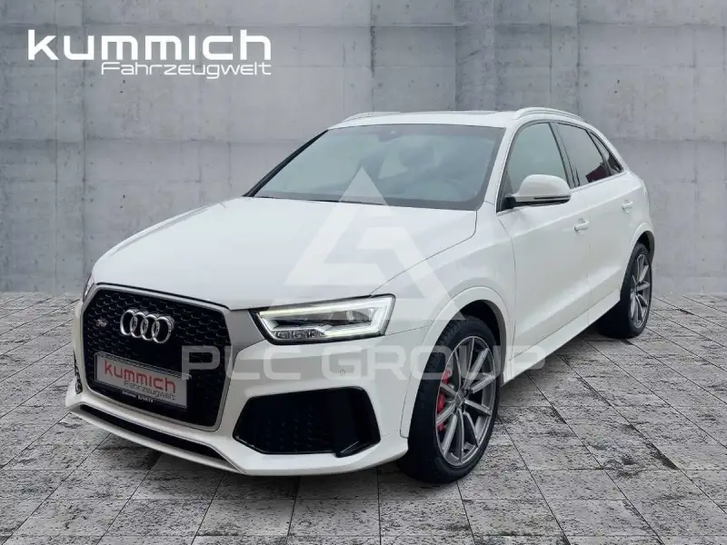 2016 Audi RSQ3