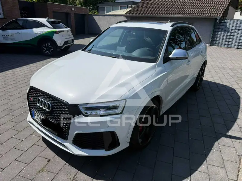 2016 Audi RSQ3