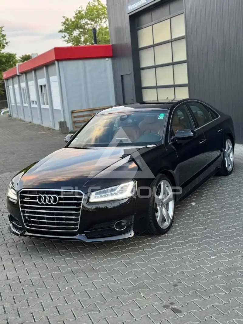 2016 Audi A8