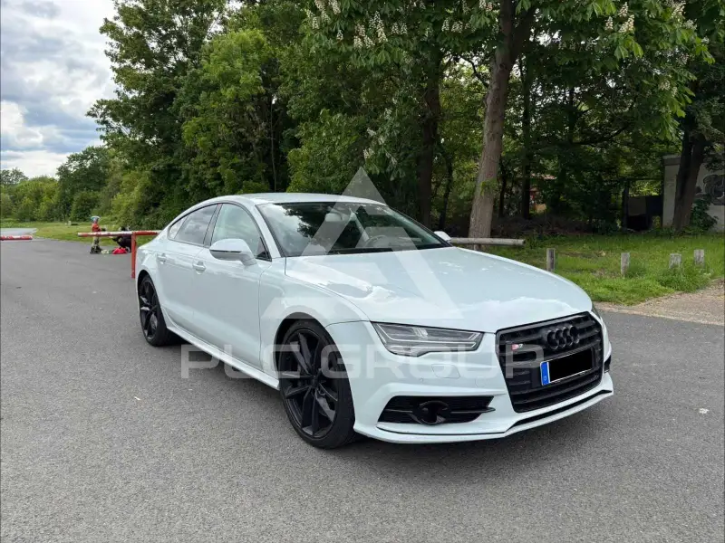2016 Audi S7