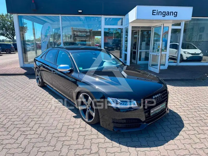 2016 Audi S8