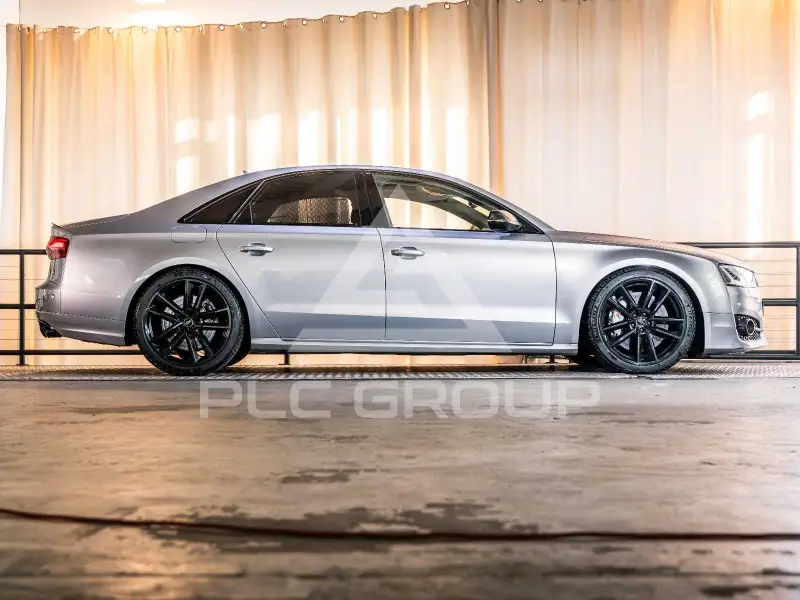 2016 Audi S8