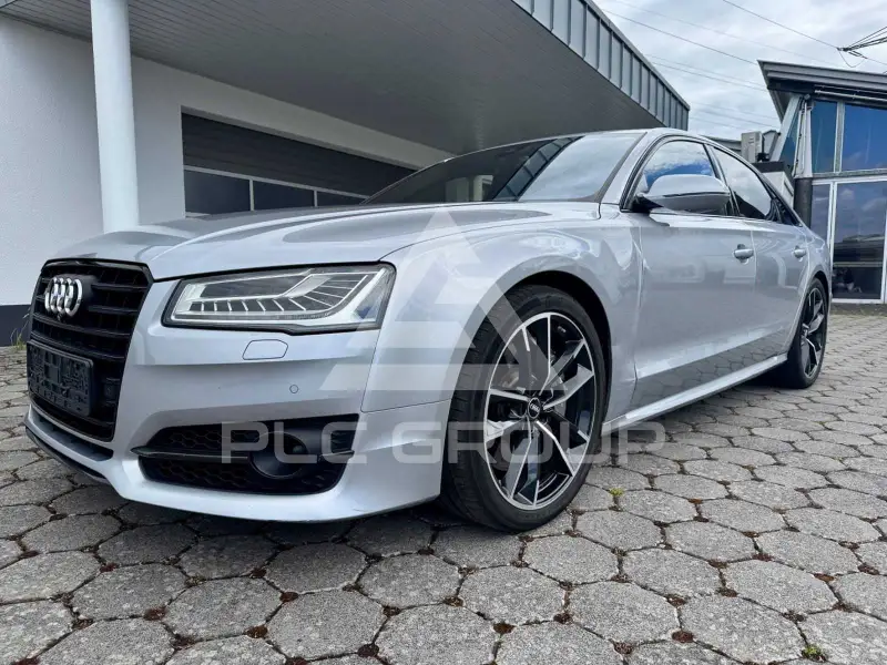 2016 Audi S8