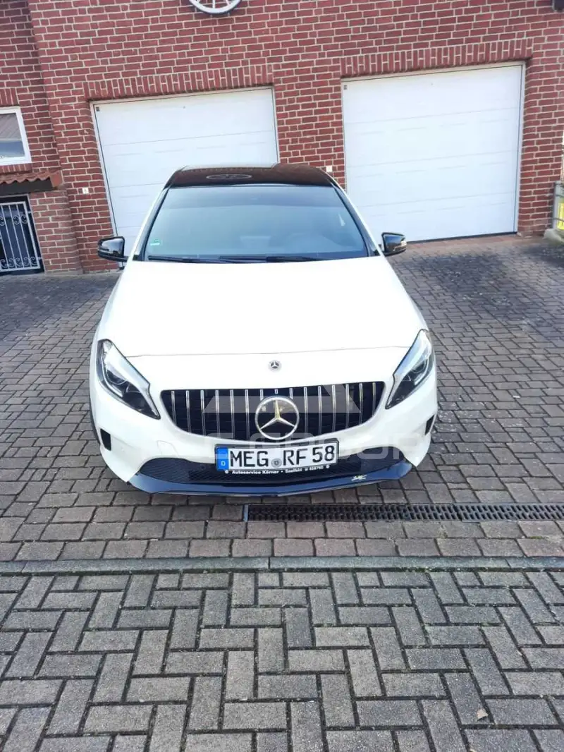 2016 Mercedes Benz A 180