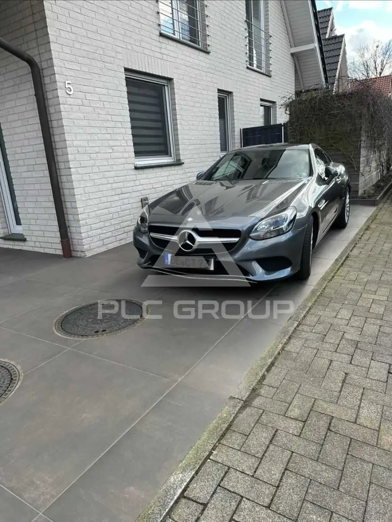 2016 Mercedes Benz SLC 200