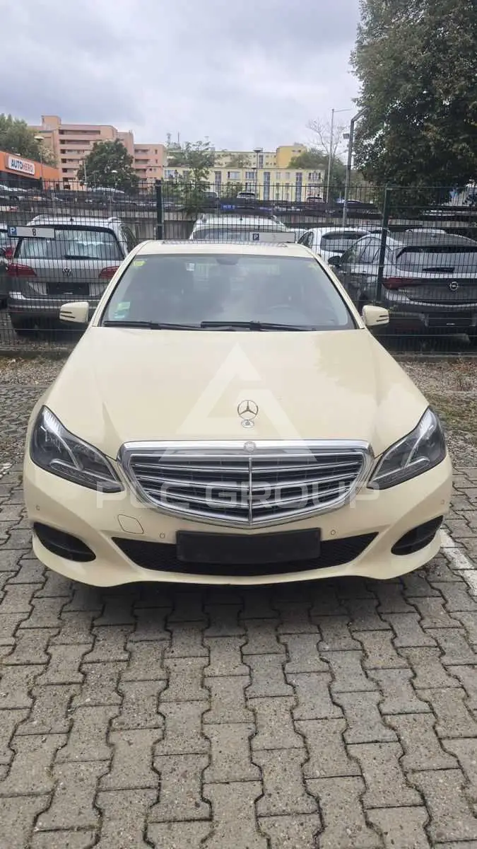 2016 Mercedes Benz E 200