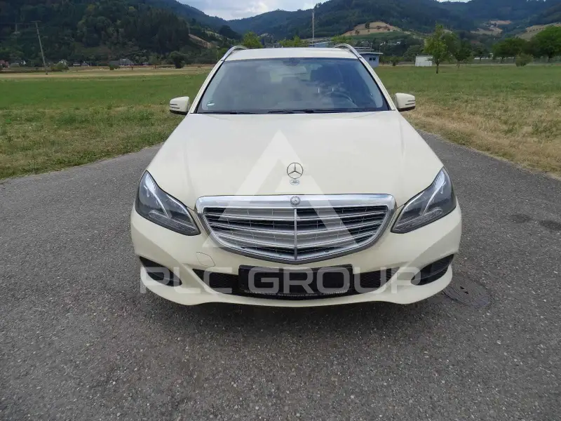 2016 Mercedes Benz E 220