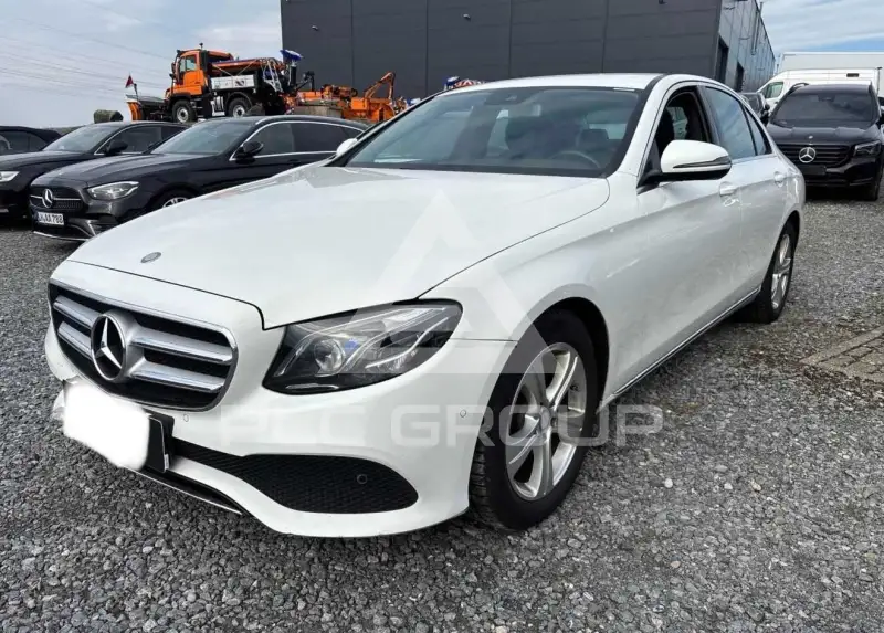 2016 Mercedes Benz E 220