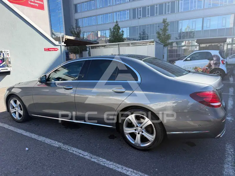 2016 Mercedes Benz E 220