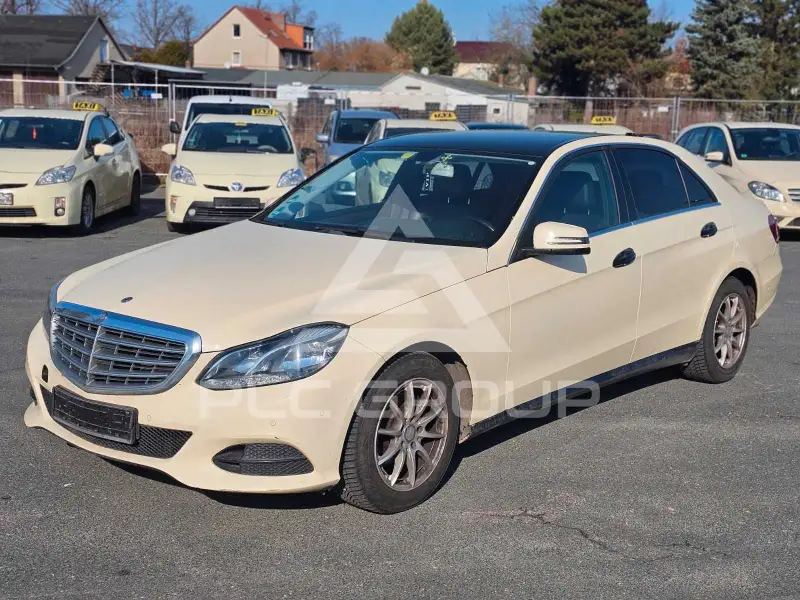 2016 Mercedes Benz E 220