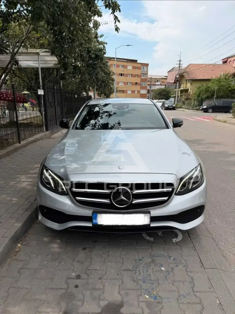 2016 Mercedes Benz E 220