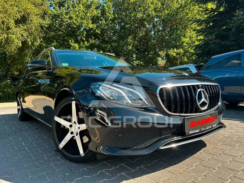 2016 Mercedes Benz E 220