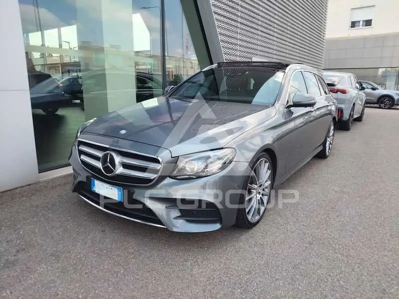2016 Mercedes Benz E 220