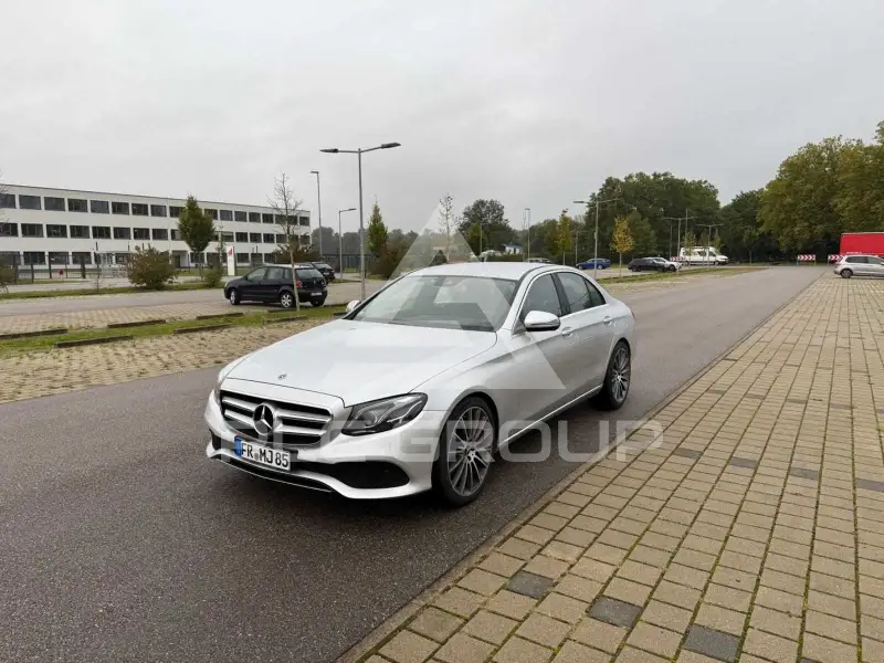 2016 Mercedes Benz E 220