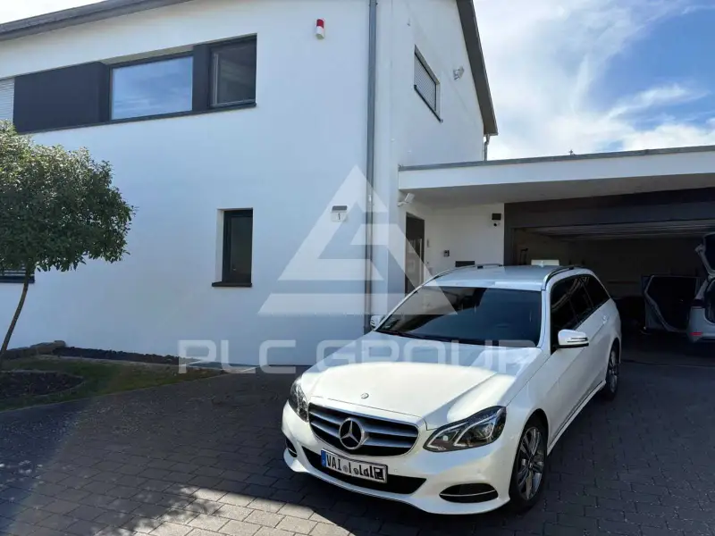2016 Mercedes Benz E 220
