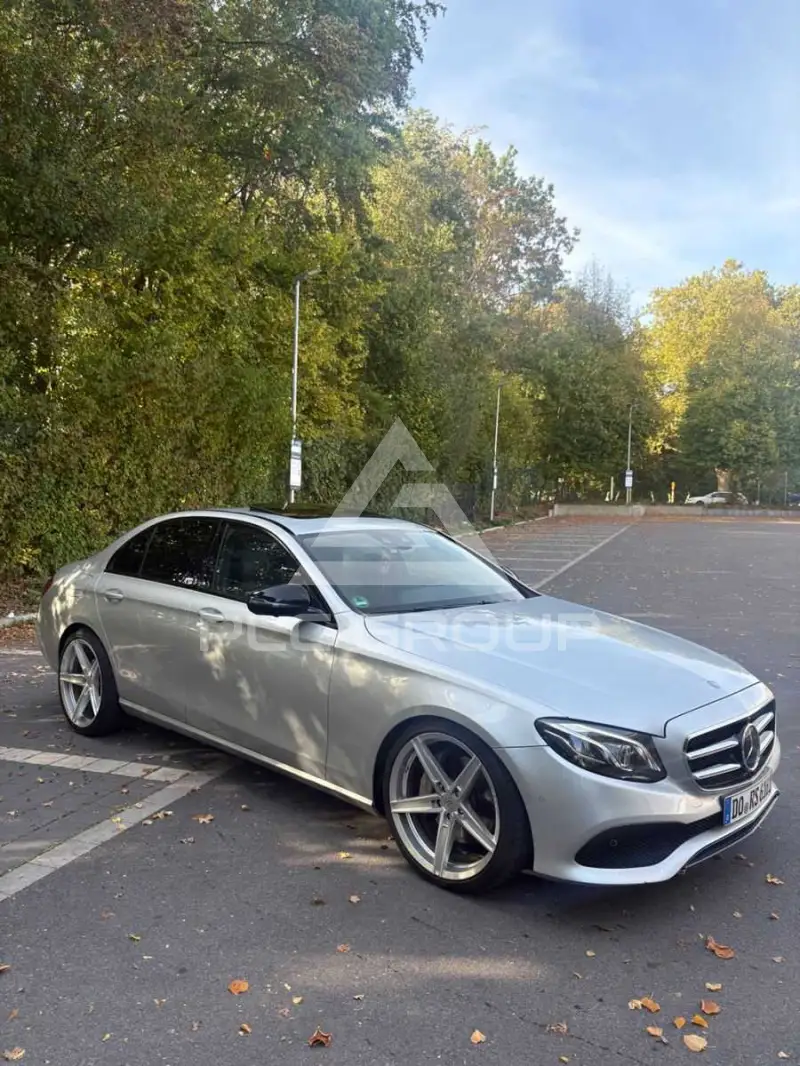 2016 Mercedes Benz E 220