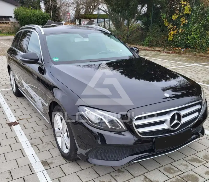 2016 Mercedes Benz E 220