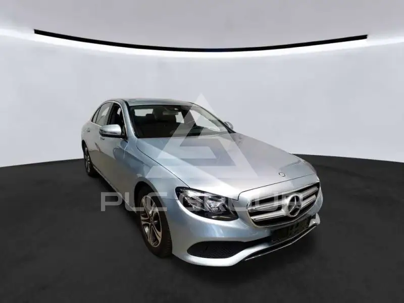 2016 Mercedes Benz E 220