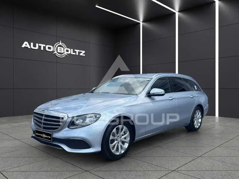 2016 Mercedes Benz E 220