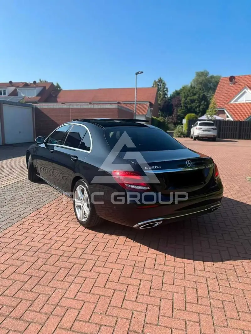 2016 Mercedes Benz E 220