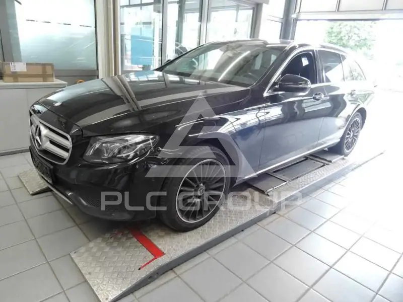 2016 Mercedes Benz E 220