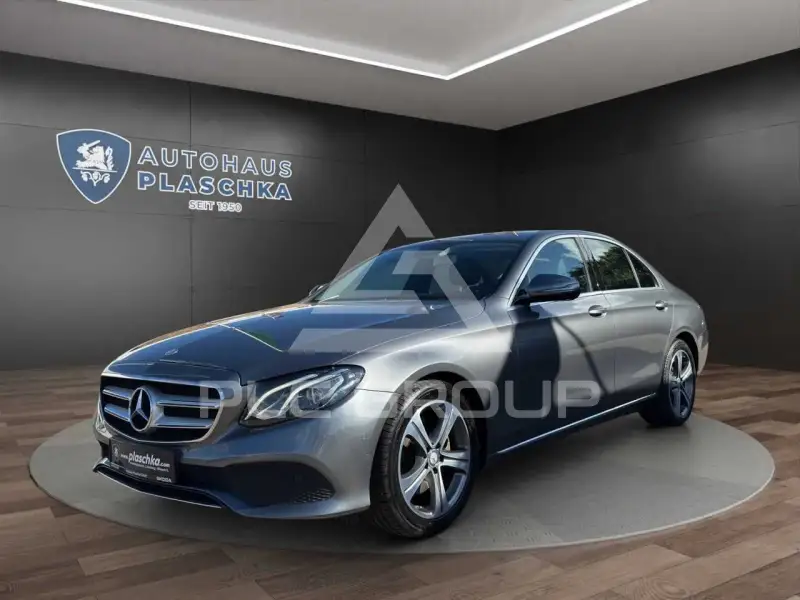2016 Mercedes Benz E 220