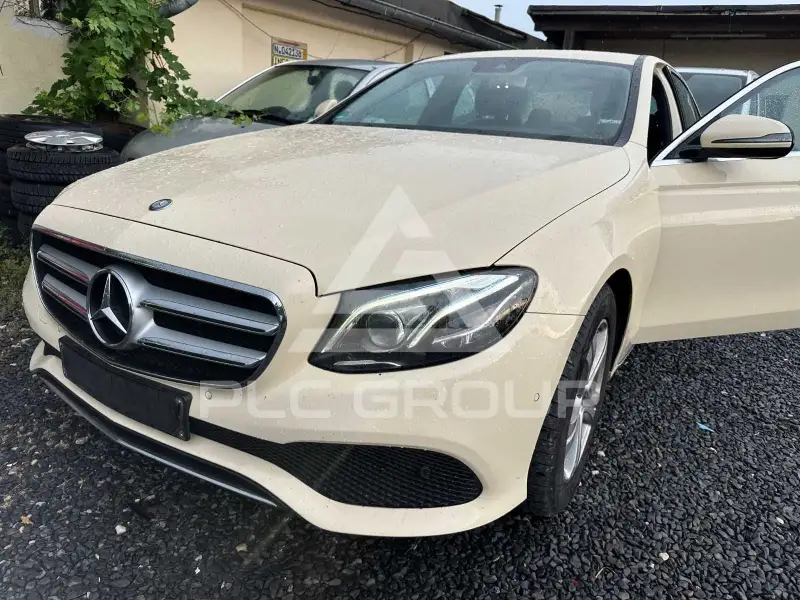 2016 Mercedes Benz E 220