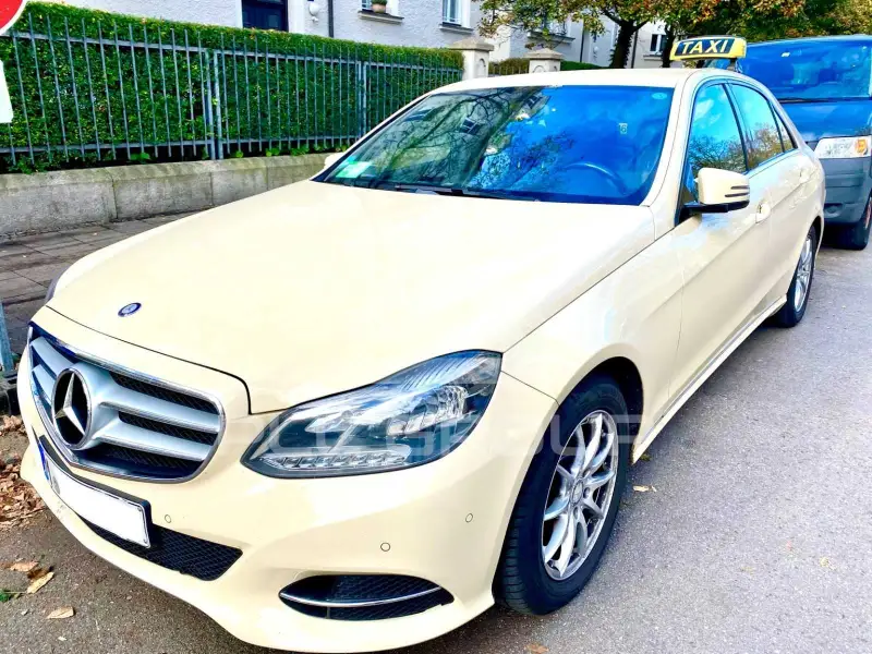 2016 Mercedes Benz E 220
