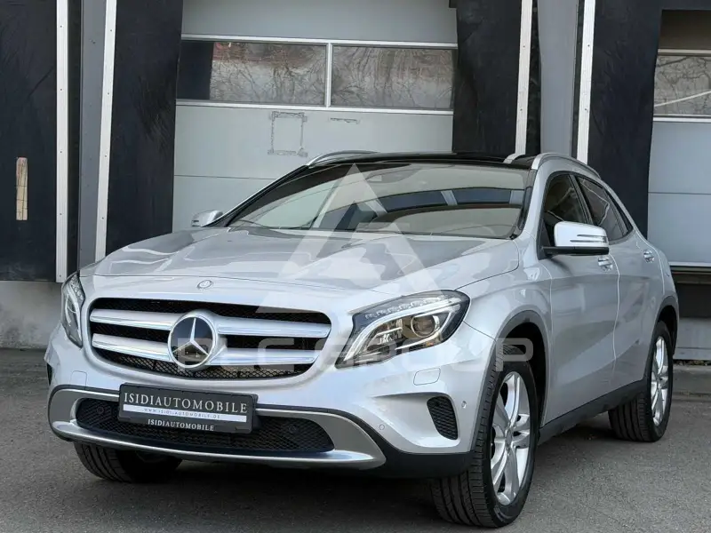 2016 Mercedes Benz GLA 220