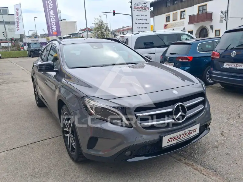 2016 Mercedes Benz GLA 220