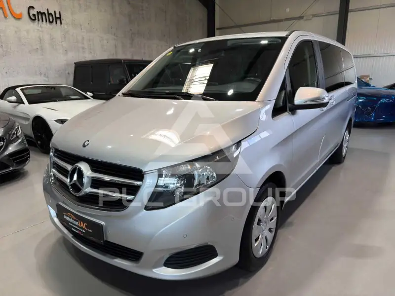 2016 Mercedes Benz V 220