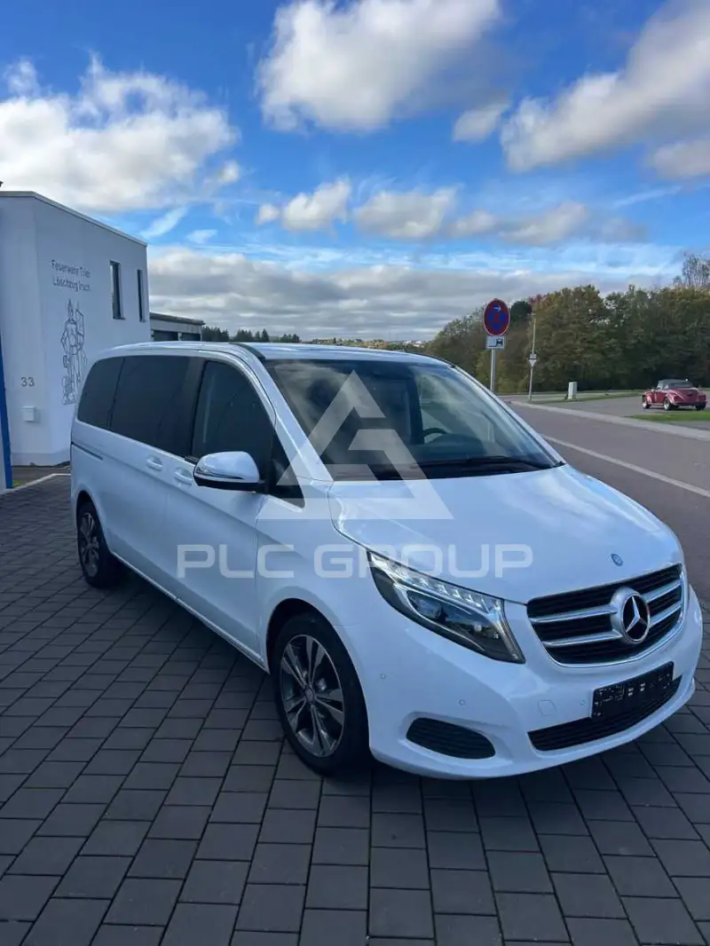 2016 Mercedes Benz V 220