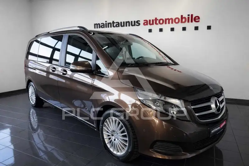 2016 Mercedes Benz V 220