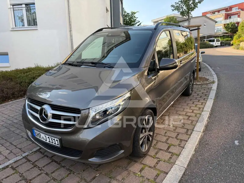 2016 Mercedes Benz V 220