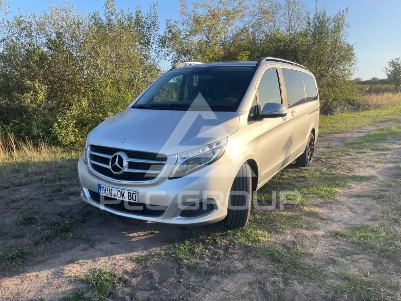 2016 Mercedes Benz V 220