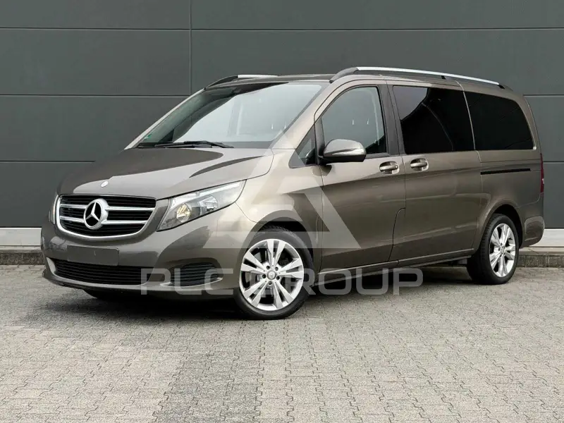 2016 Mercedes Benz V 220