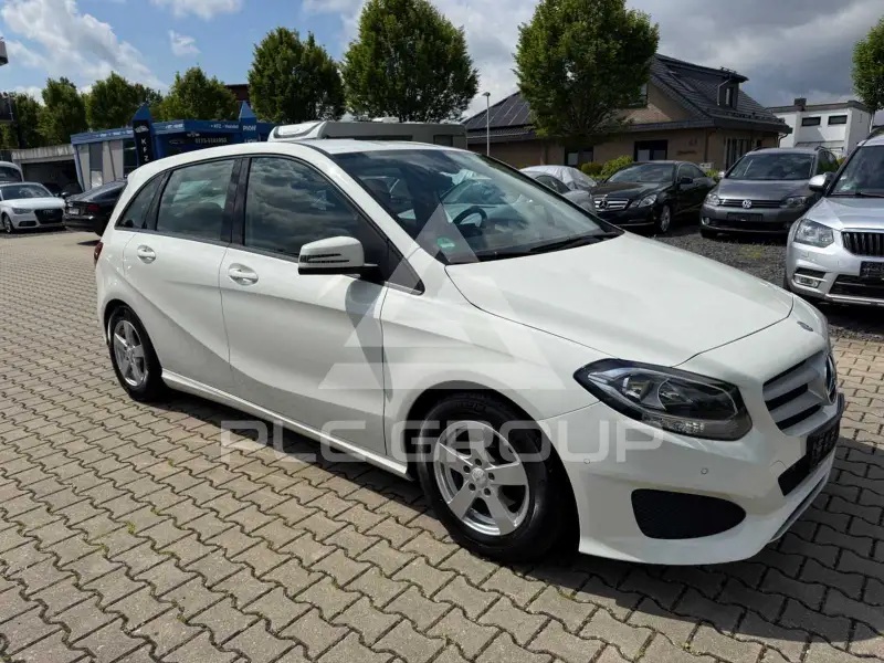 2016 Mercedes Benz B 180