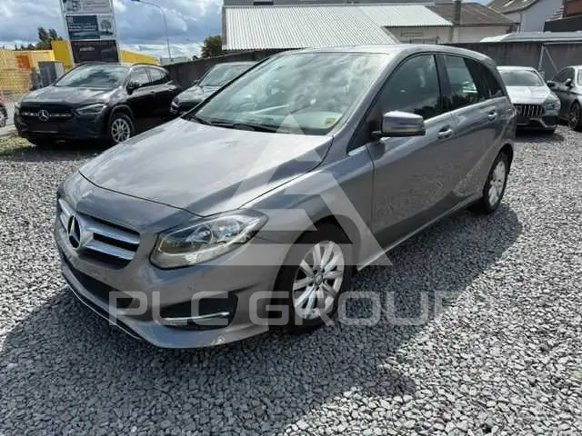 2016 Mercedes Benz B 180
