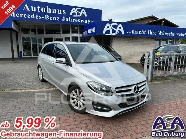 2016 Mercedes Benz B 180
