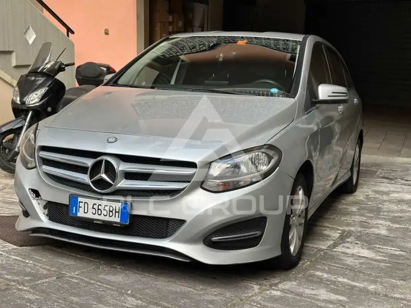 2016 Mercedes Benz B 180