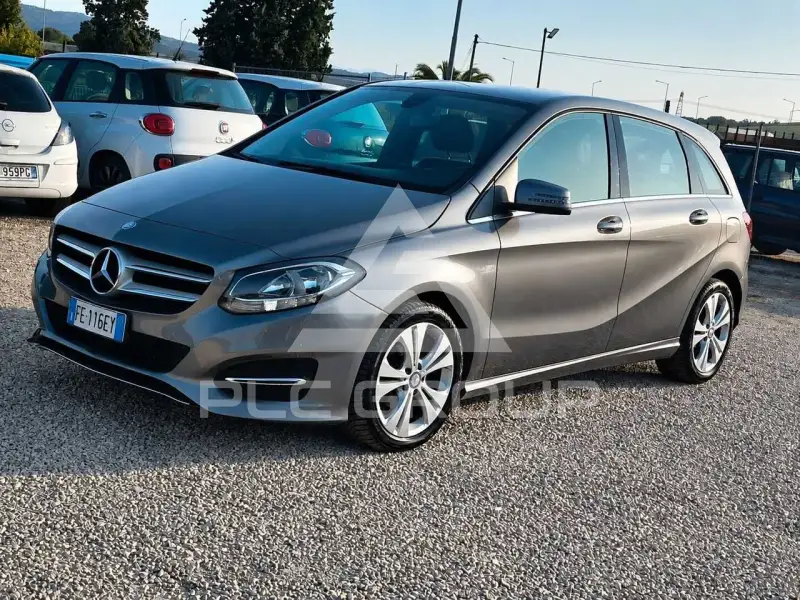 2016 Mercedes Benz B 180
