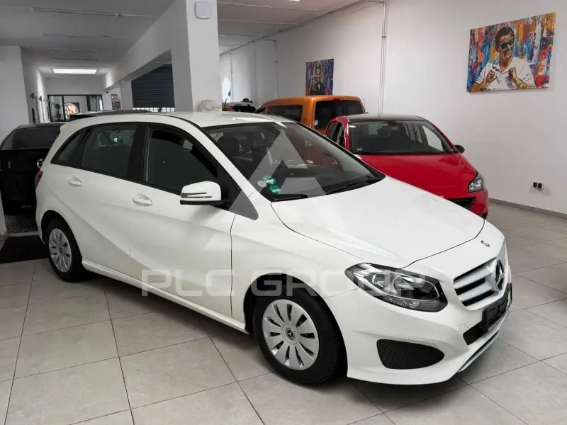 2016 Mercedes Benz B 180
