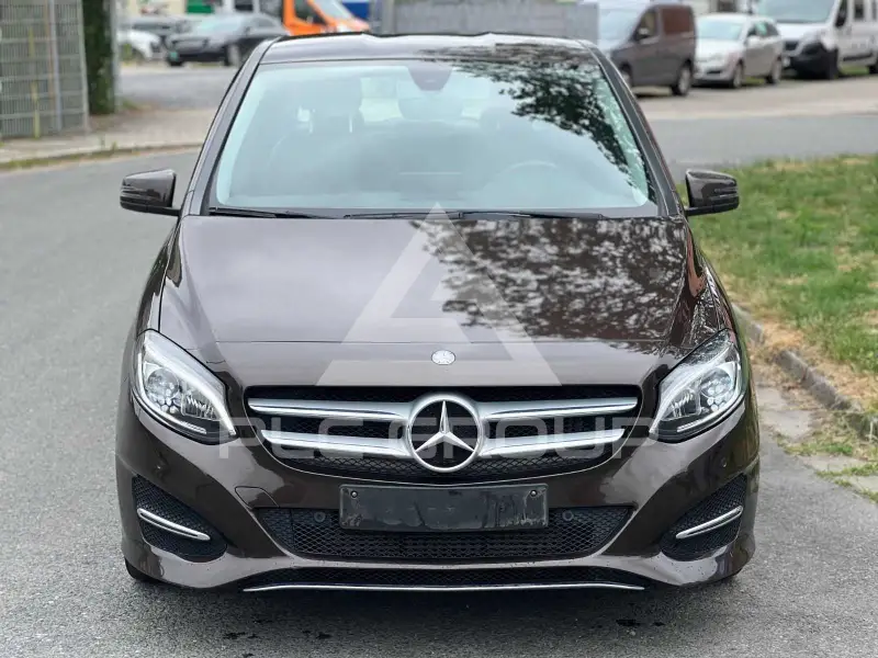 2016 Mercedes Benz B 180