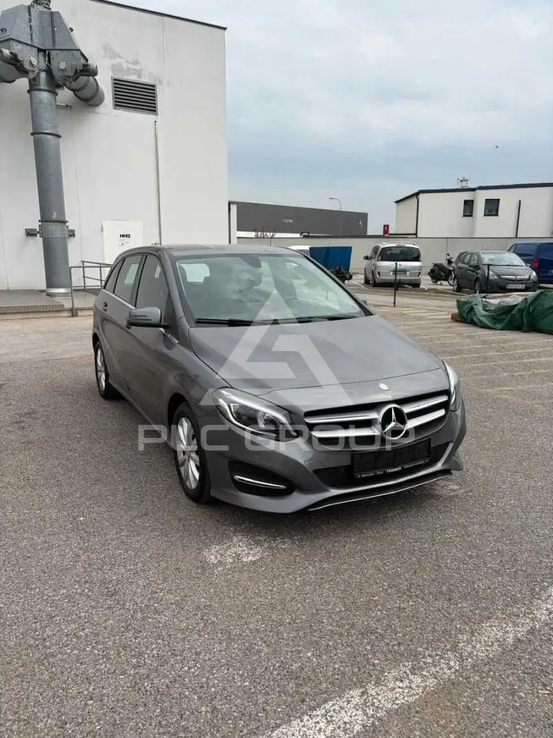 2016 Mercedes Benz B 180