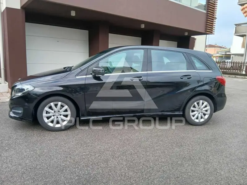 2016 Mercedes Benz B 180