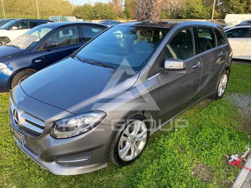 2016 Mercedes Benz B 180