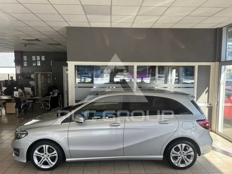 2016 Mercedes Benz B 180