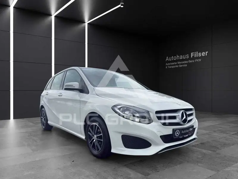 2016 Mercedes Benz B 180