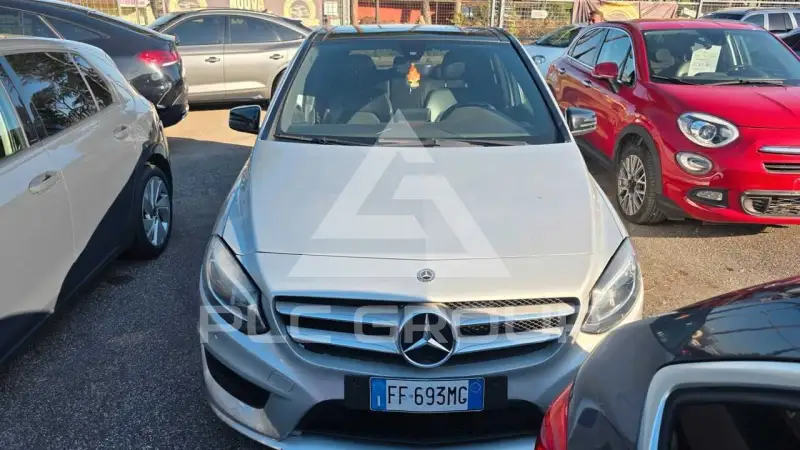 2016 Mercedes Benz B 180