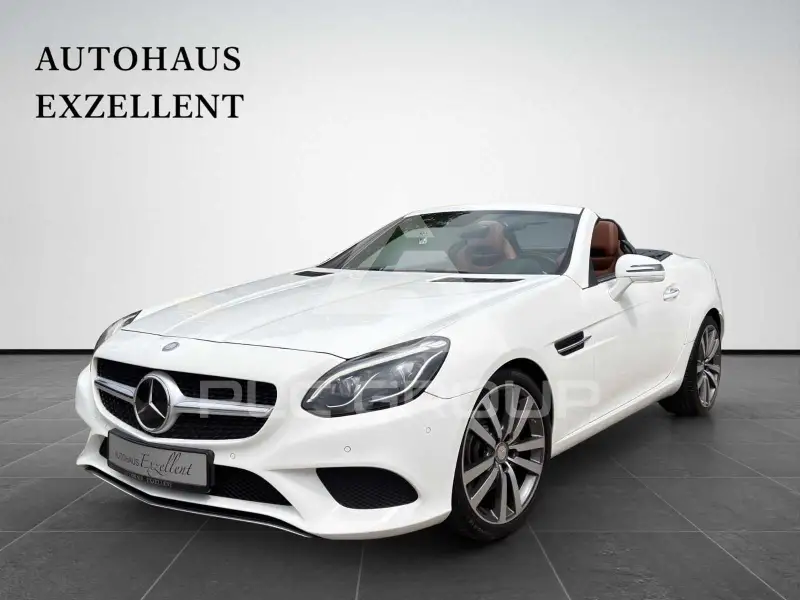 2016 Mercedes Benz SLC 300